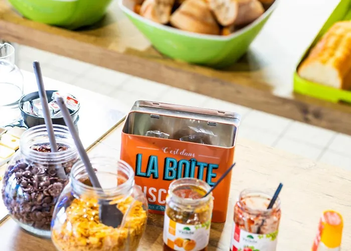 酒店 萨尔堡布尔宜必思快捷酒店 2*