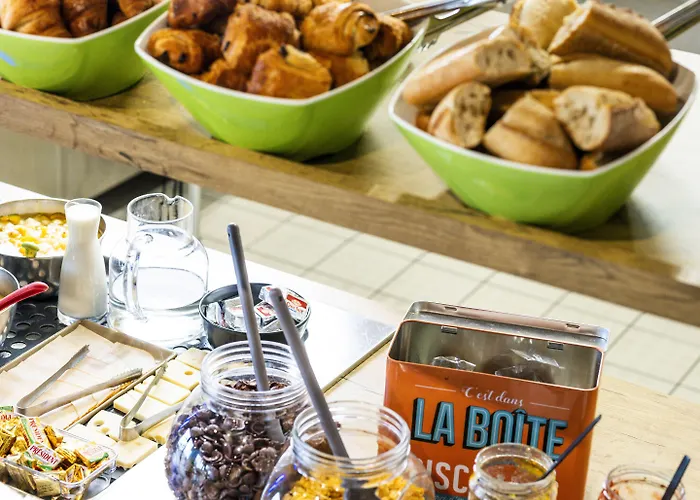 酒店 萨尔堡布尔宜必思快捷酒店