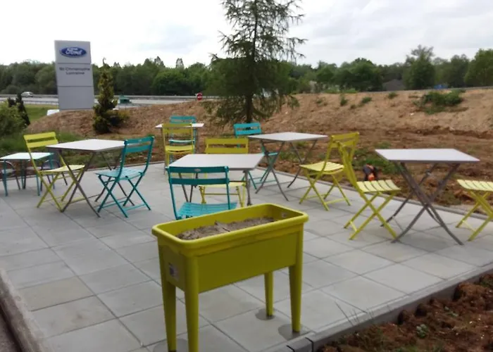 酒店 萨尔堡布尔宜必思快捷酒店 萨尔堡