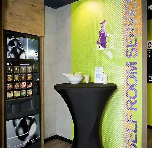 萨尔堡布尔宜必思快捷酒店